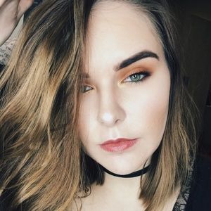 Meet your Posher, Shelby